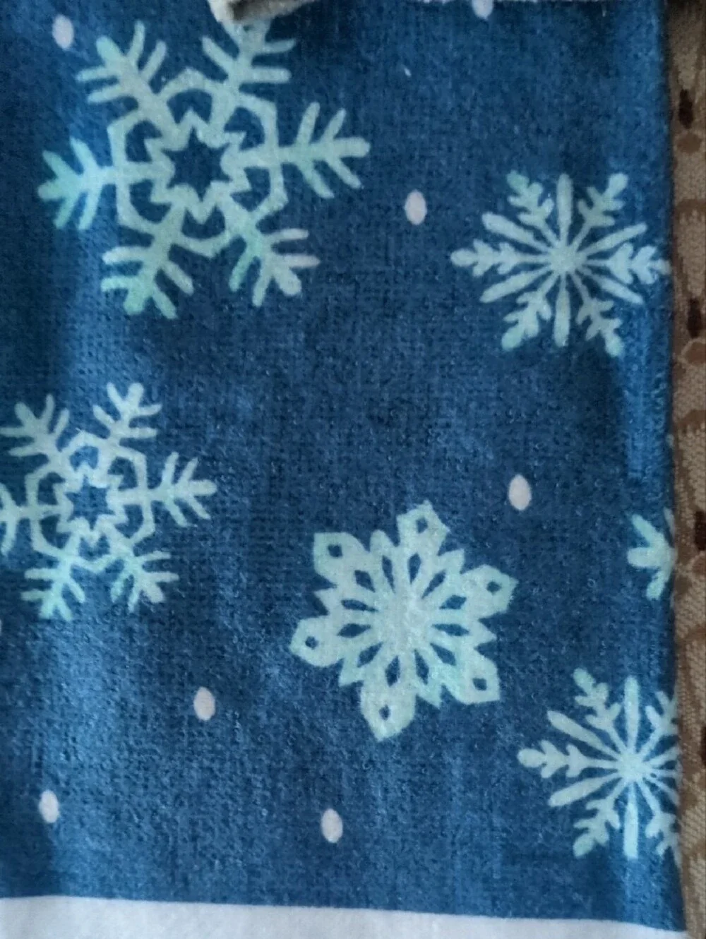 Kitchen Towel Set - Red Santa & Blue Snowflake Holiday Towels. NWT